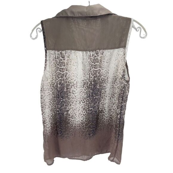 Studio Y Womens Sleeveless Blouse Tank Top Collared Animal Print Gray Small - Picture 9 of 9